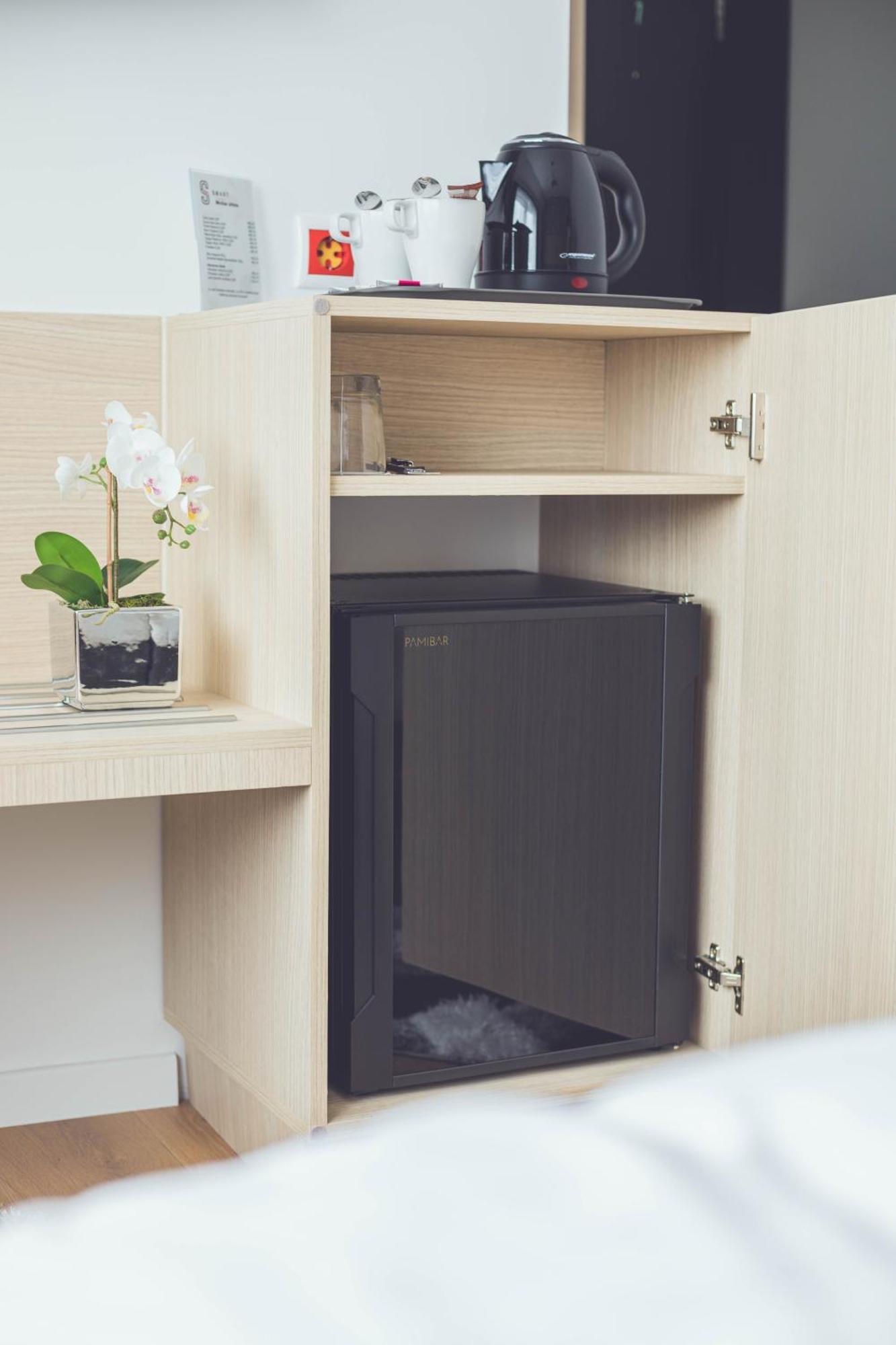 Smart Htl Hotel Korosladany ภายนอก รูปภาพ